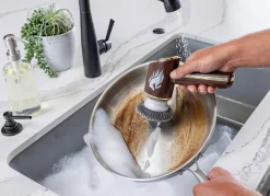 Hot BADER Akku-Reinigungsbürste BRAUN