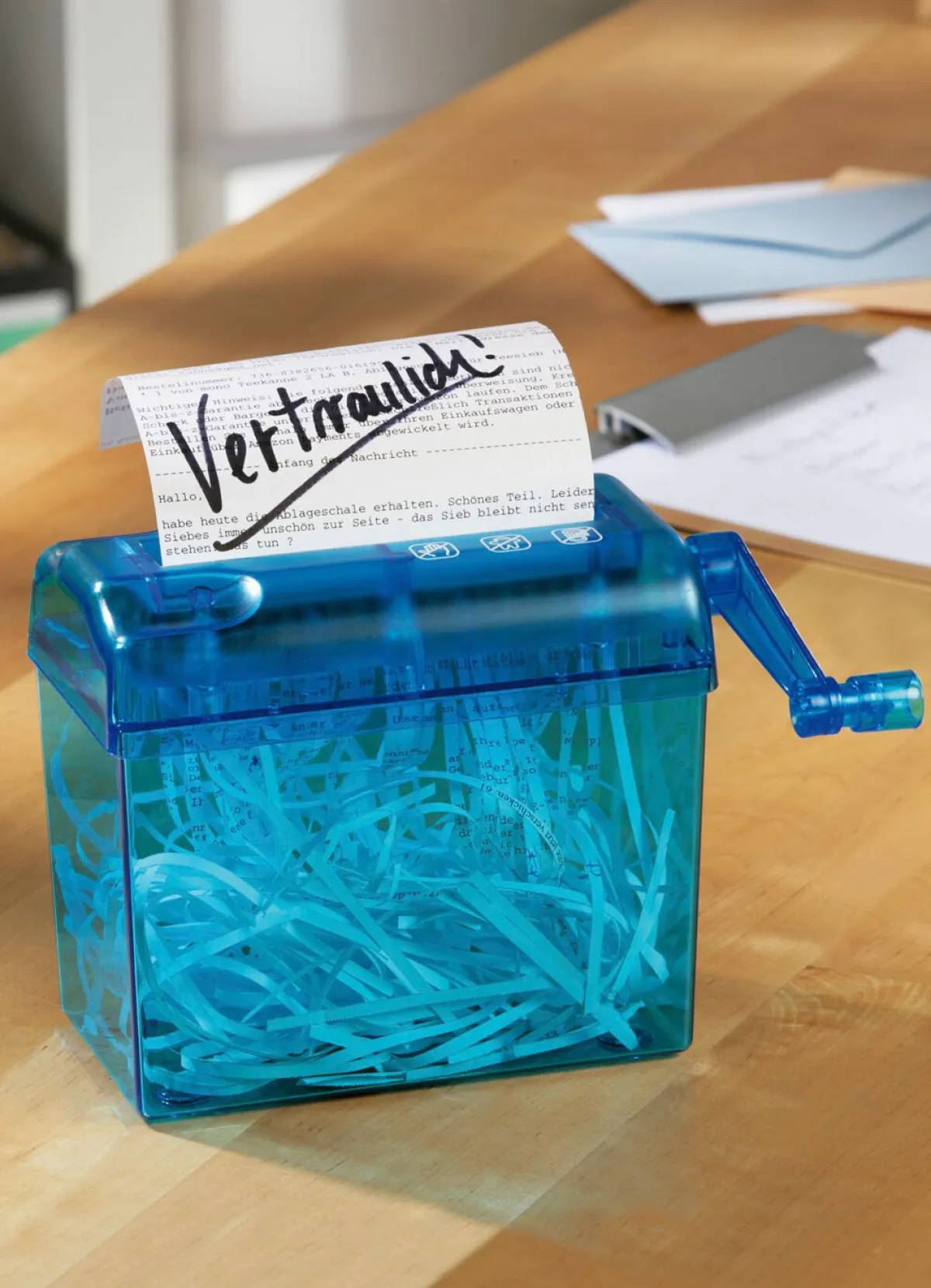 New BADER Aktenvernichter Mini mit Handkurbel BLAU