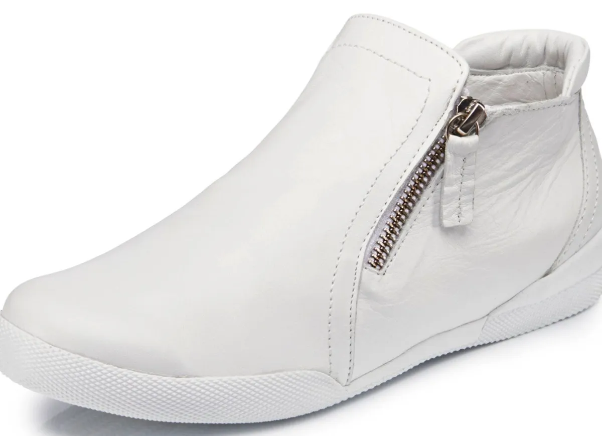 Outlet BADER Andrea Conti, sportliche Damen-Boots, mit herausnehmbarem Fußbett WEISS