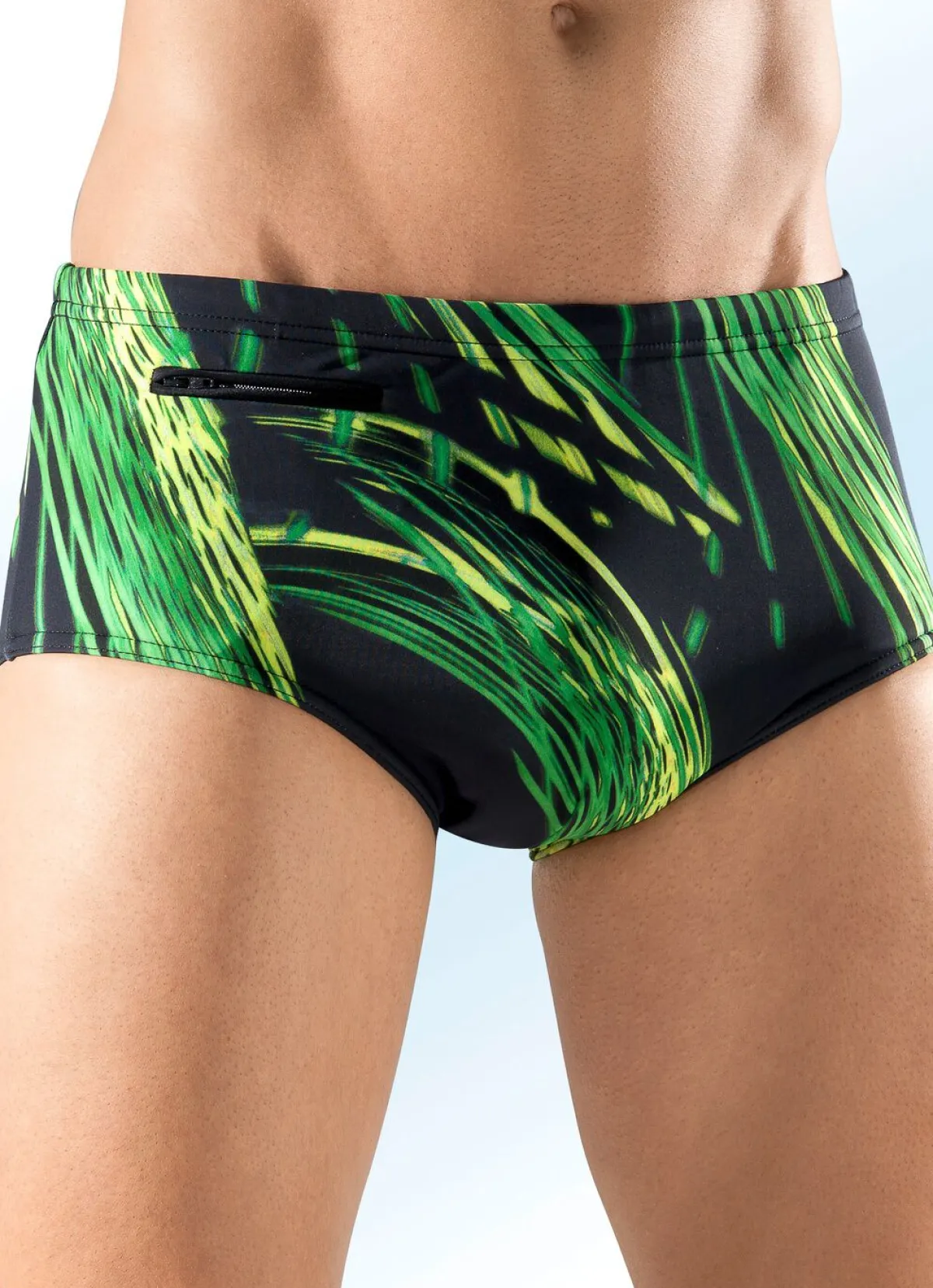 Outlet BADER Badehose in höherer Slipform mit buntem Druckdessin allover SCHWARZ-GRÜN-GELB