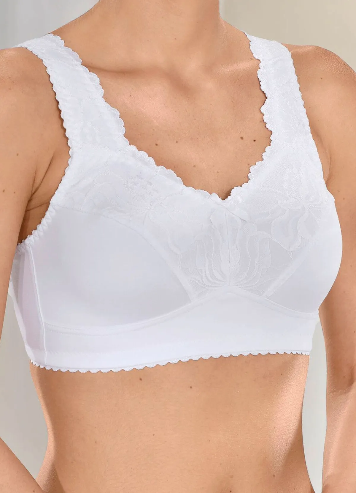 Sale KUDRESHOV BH mit hohem Baumwollanteil WEISS