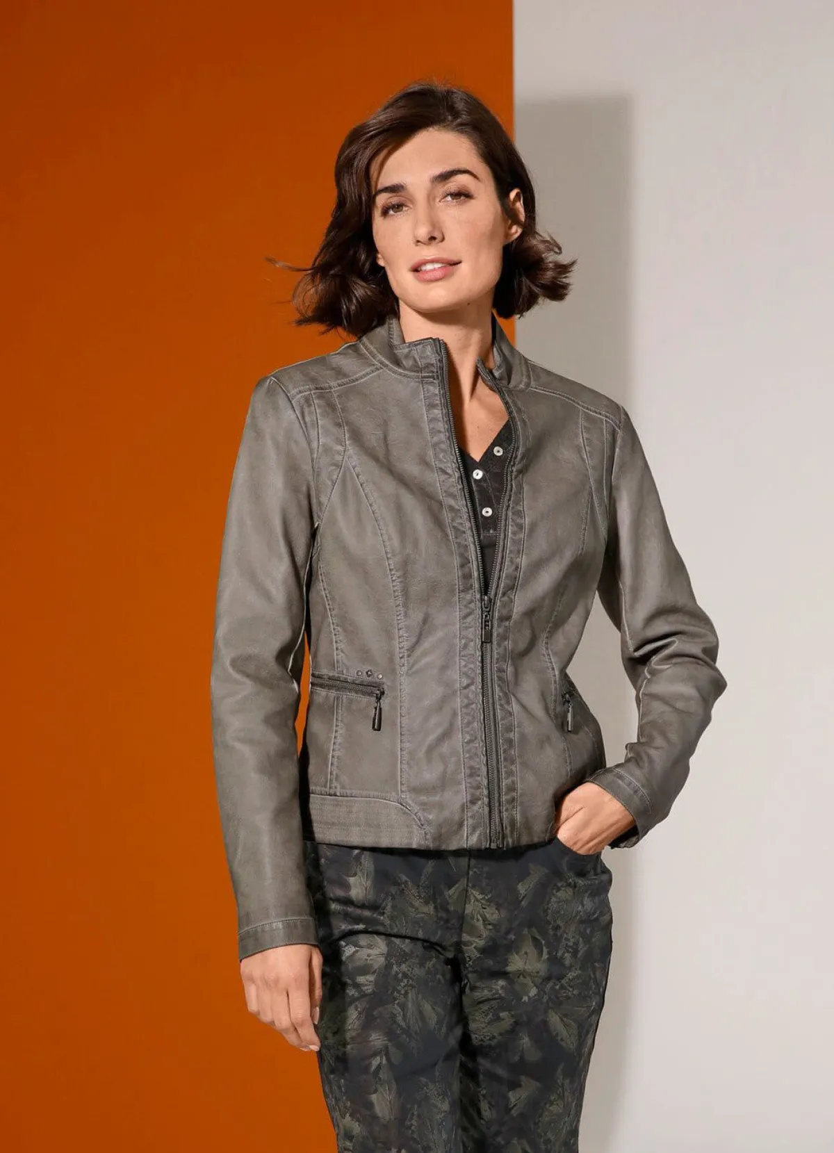 Best BADER Blazer mit dezenter Nietenzer GRAU