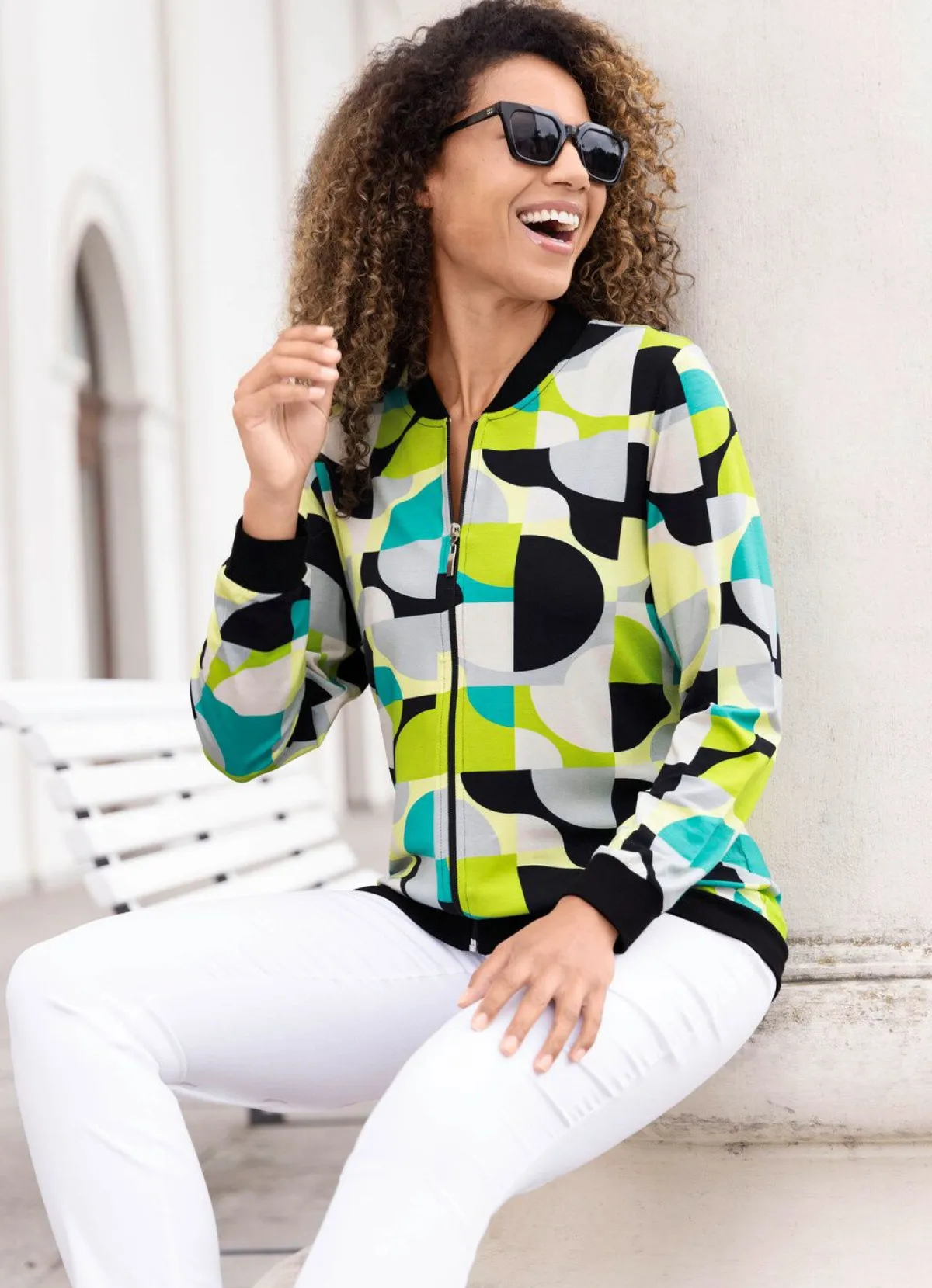 Best BADER Blusenjacke mit tollem Druck SCHWARZ-KIWI-TÜRKIS-BUNT