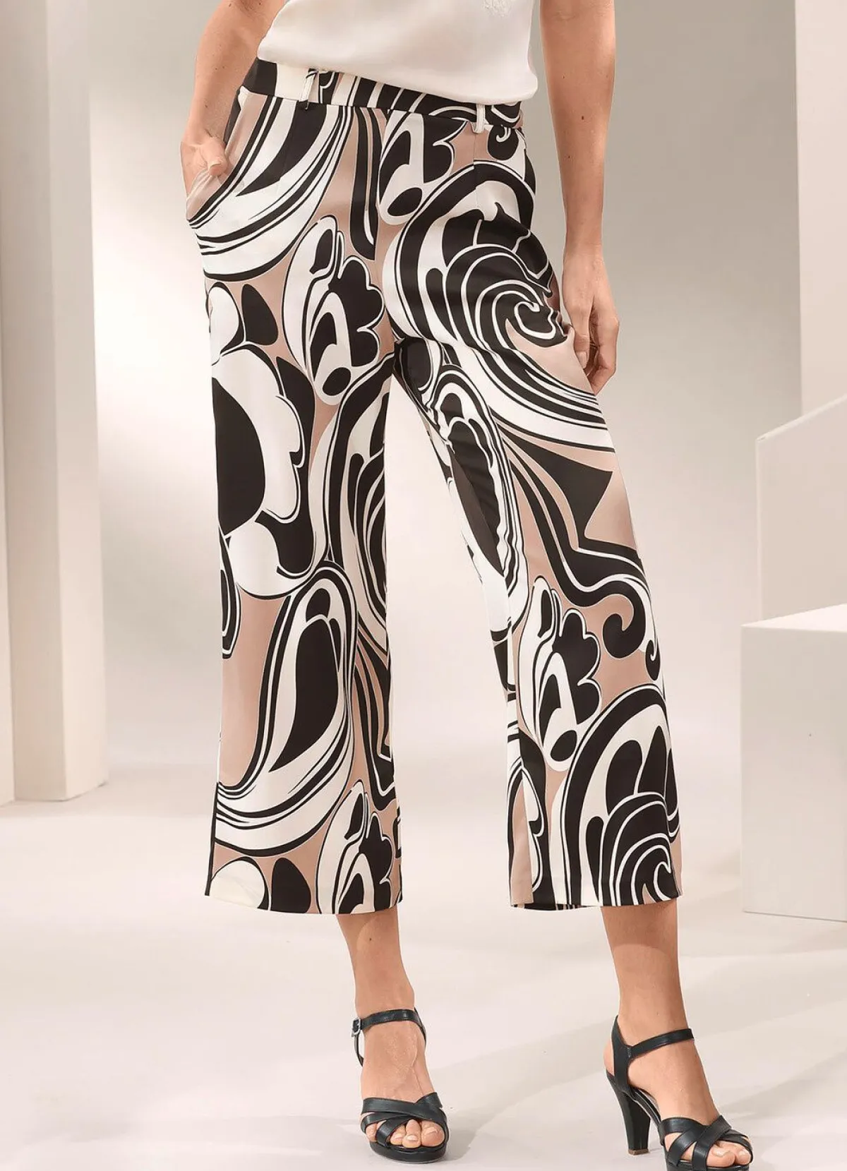 Hot Tizia Culotte in modischer Weite ECRU-CAMEL-SCHWARZ