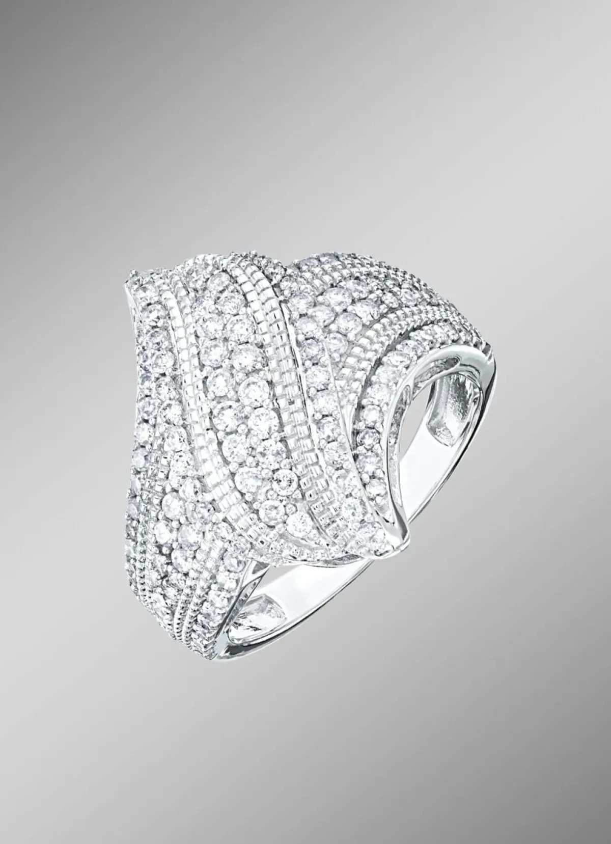 Outlet BADER Damenring mit 72 Diamanten und 46 Brillanten