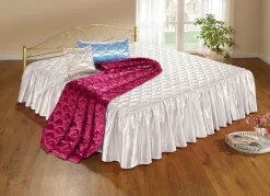 Discount BADER Edel glänzende Tagesdecke und Kissenbezüge mit Steppung in Muscheloptik CREME