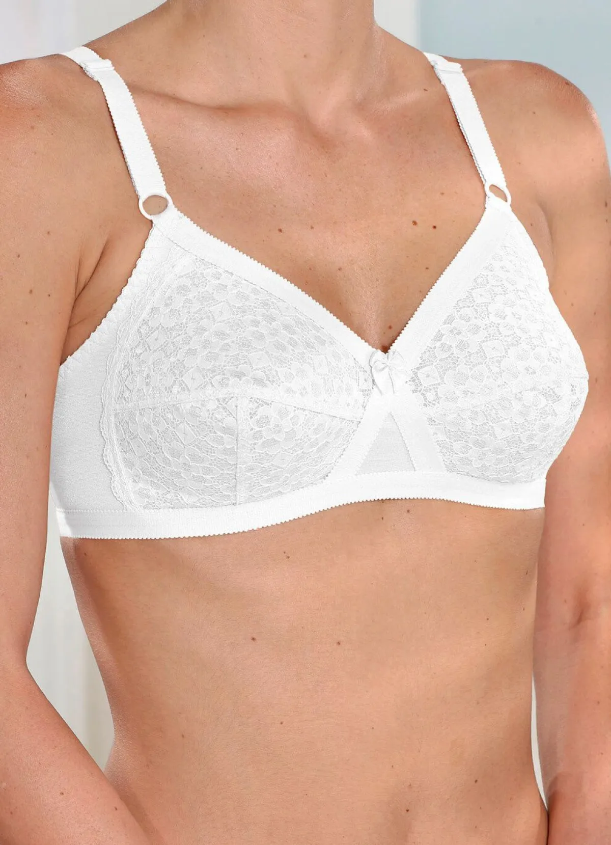 New FORMAT Zweierpack BH mit Spitzencups 1X BEIGE, 1X WEISS