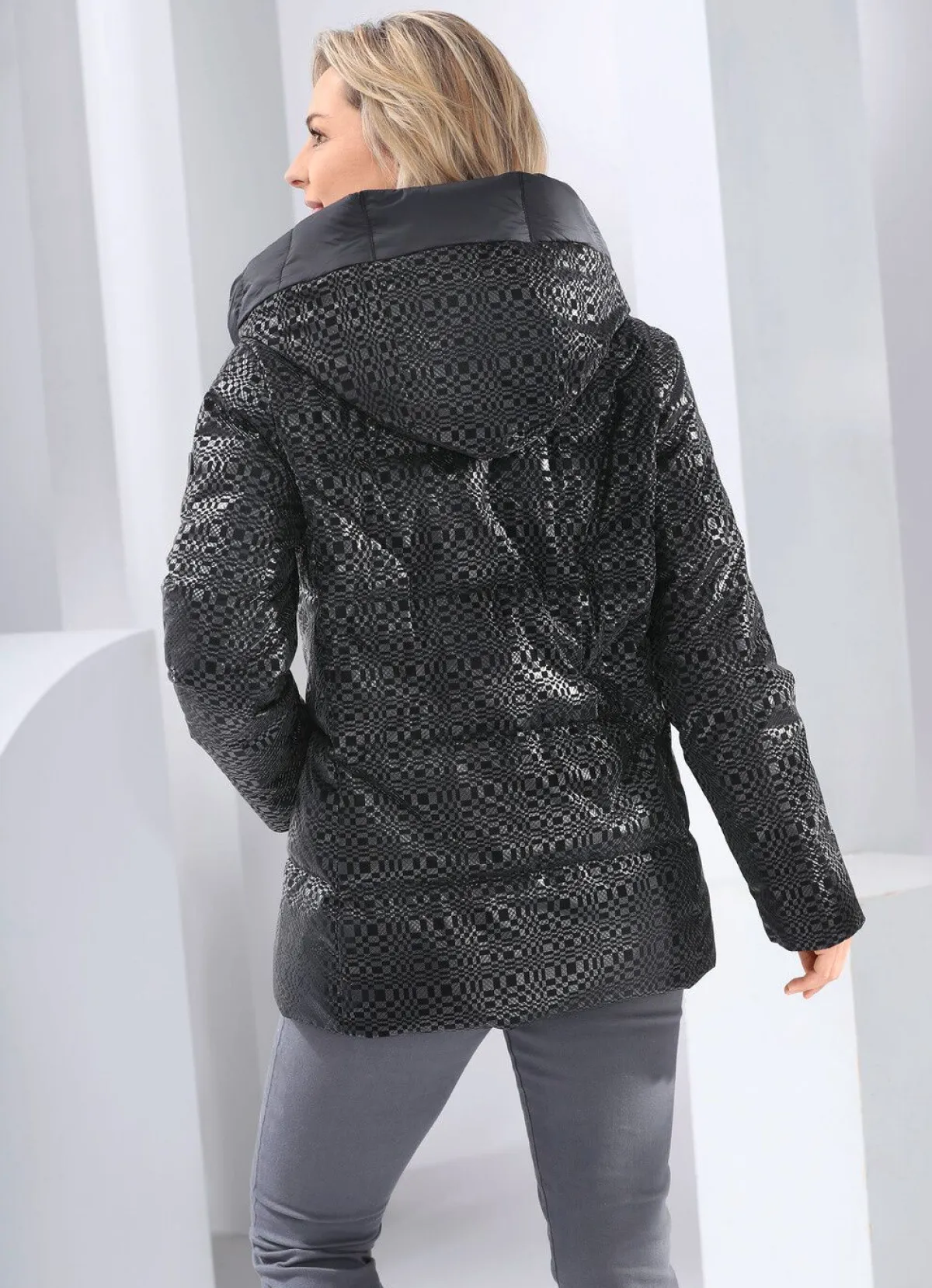 Discount BADER Funktionsjacke mit fester Kapuze SCHWARZ