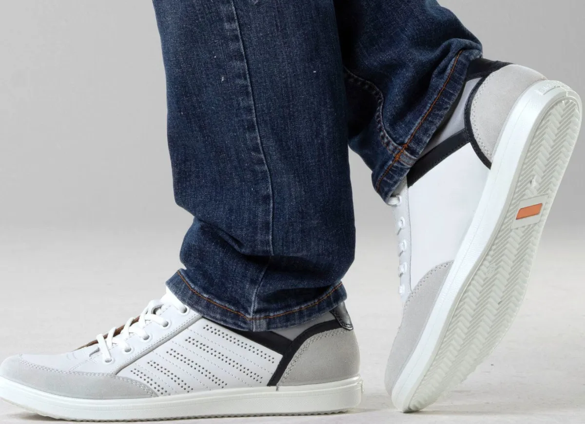 Outlet GINO GALANTE Sneaker mit Kontrast-Besätzen und Zierlochung WEISS