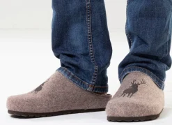 Discount GINO GALANTE , trendige Herren-Hausschuhe, Weite H, mit Hirsch-Stickerei SAND