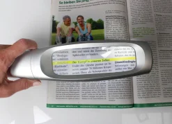 New BADER Handliche und praktische LED-Lupe