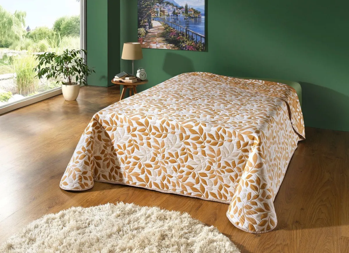 Best BADER Hochwertige Tagesdecke mit Bandeinfassung GOLD