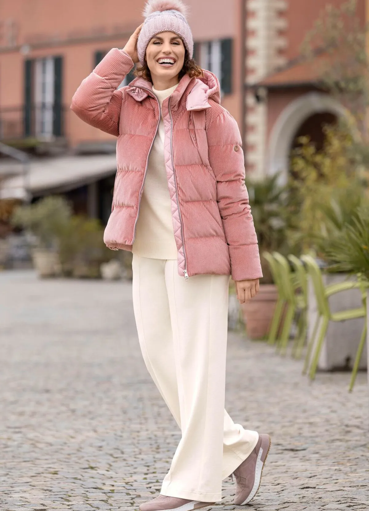 Hot laurakent Hose in modischer Weite ECRU