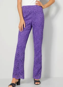New BADER Hose aus floraler Spitze LILA