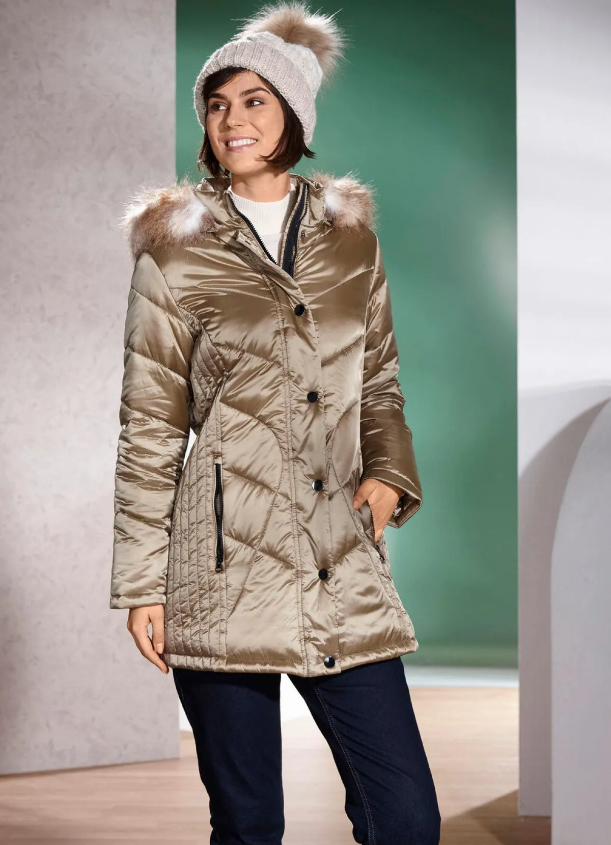 BADER Jacke mit figurschmeichelnder Längssteppung seitlich GOLDBEIGE