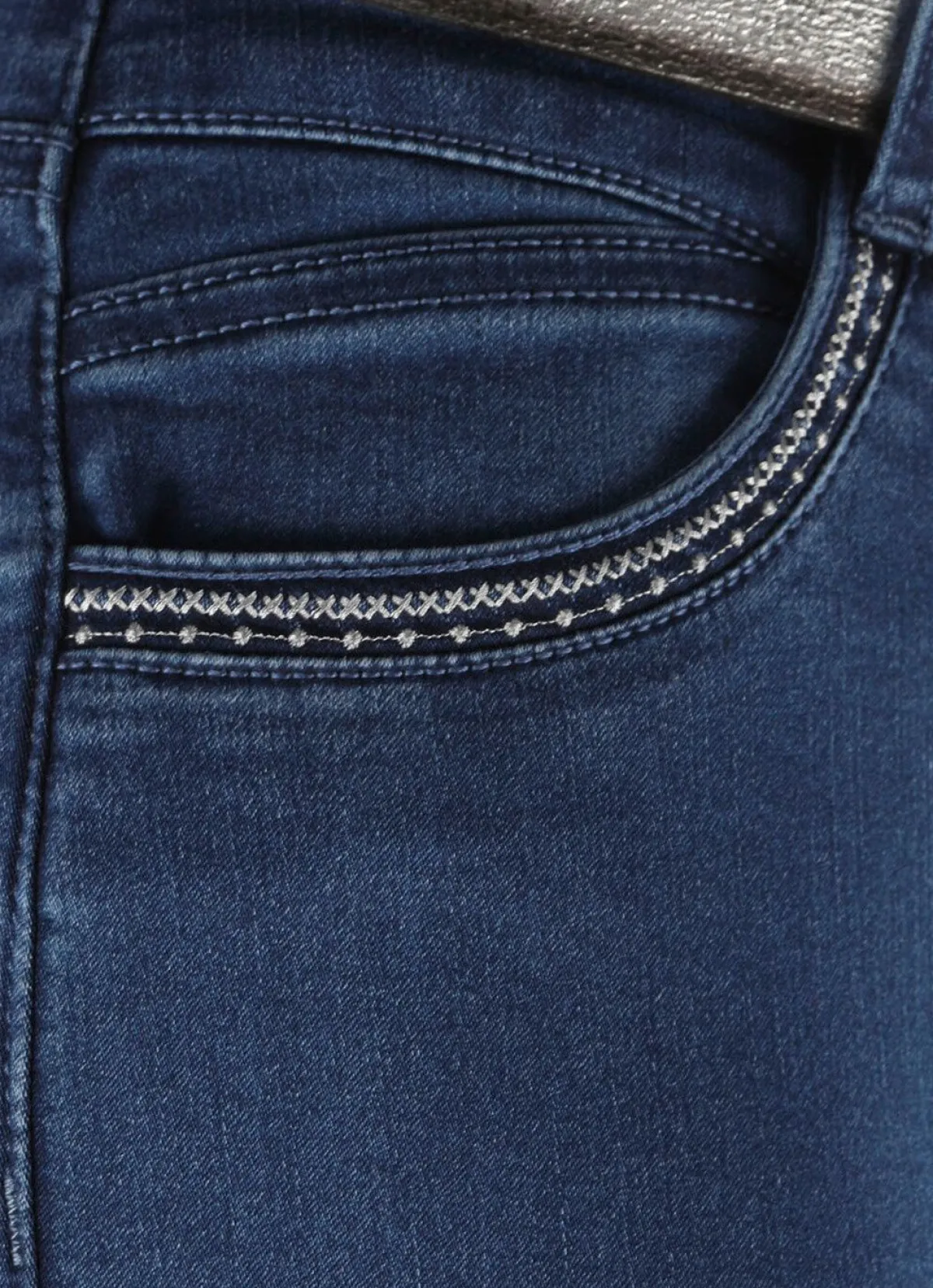 Hot BADER Jeans in 5-Pocket-Form JEANSBLAU