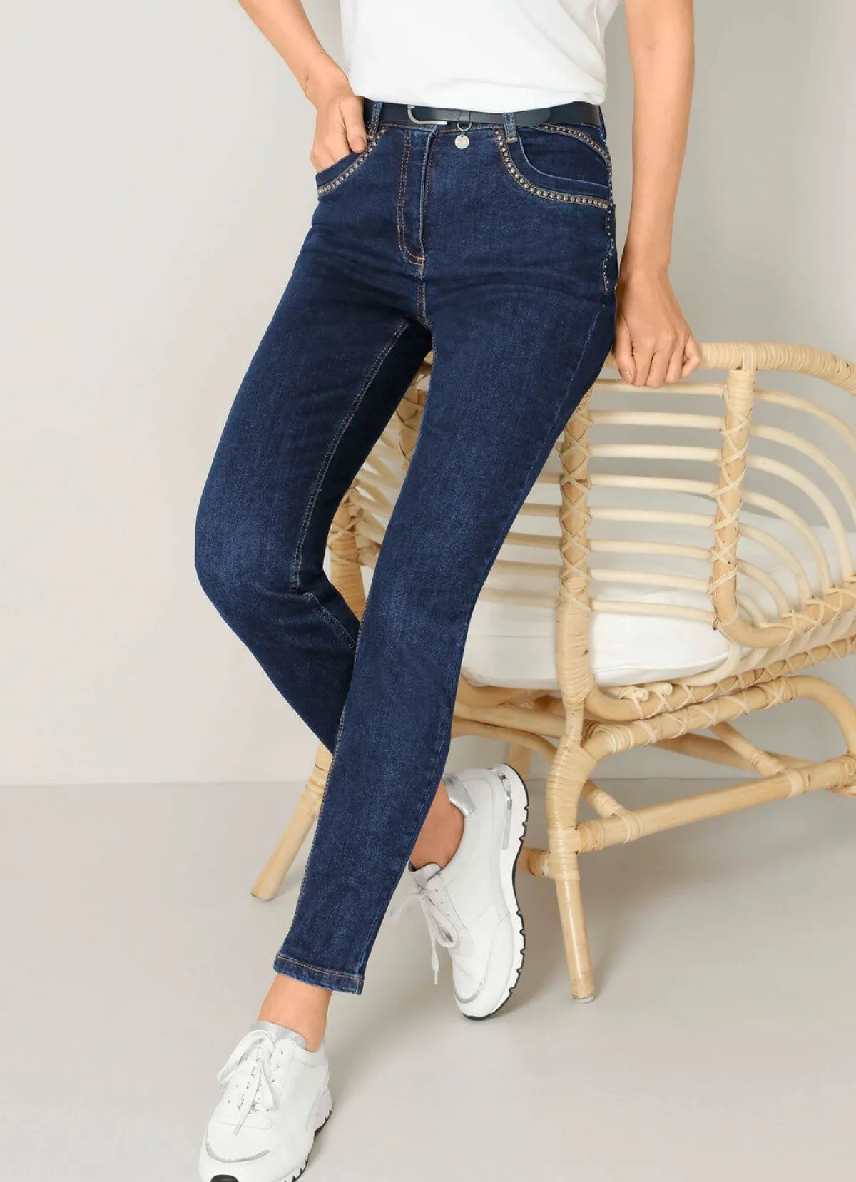 New BADER Jeans in 4-Pocket-Form DUNKELBLAU