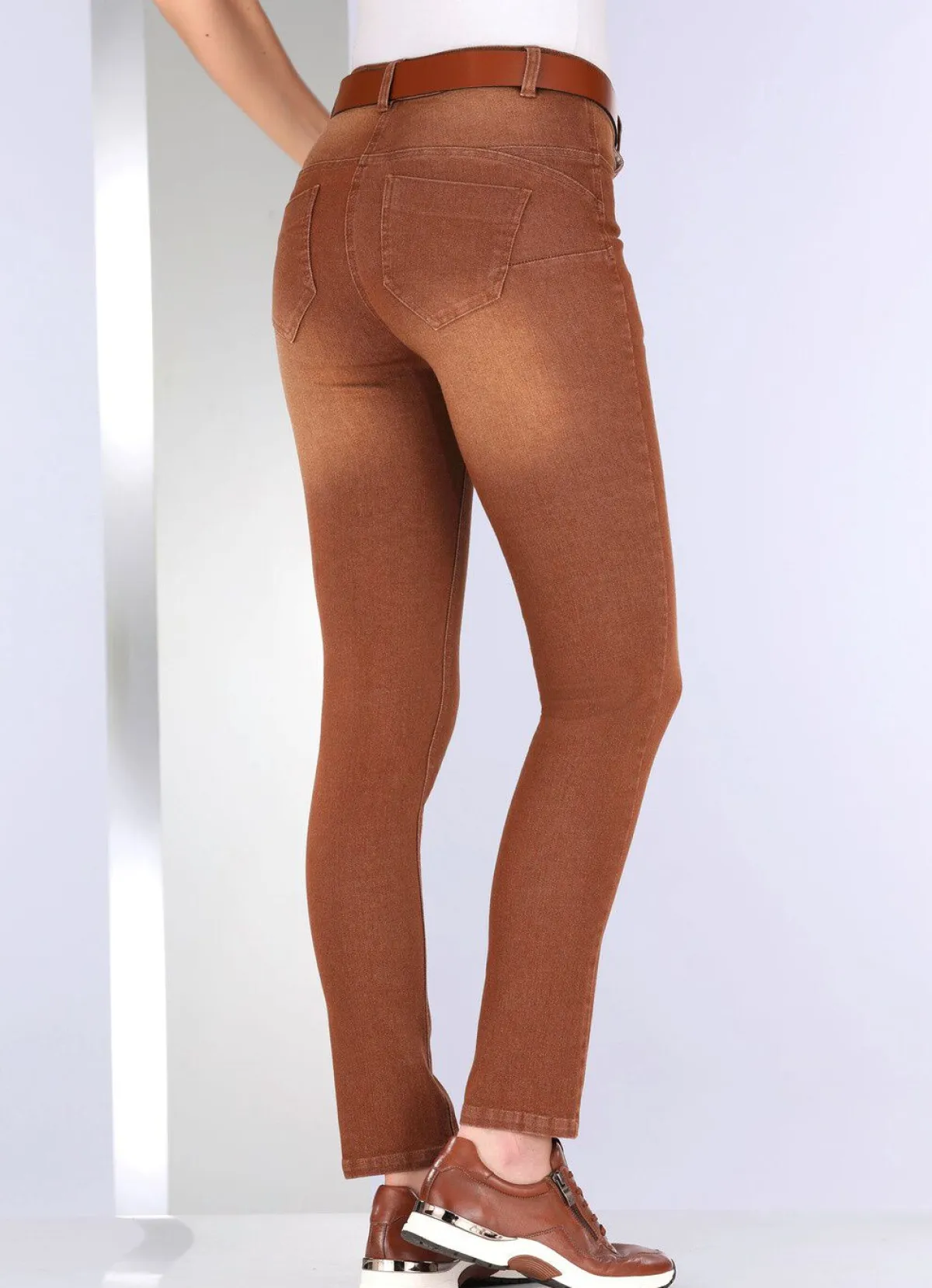Hot BADER Jeans mit Push-up-Effekt CAMEL