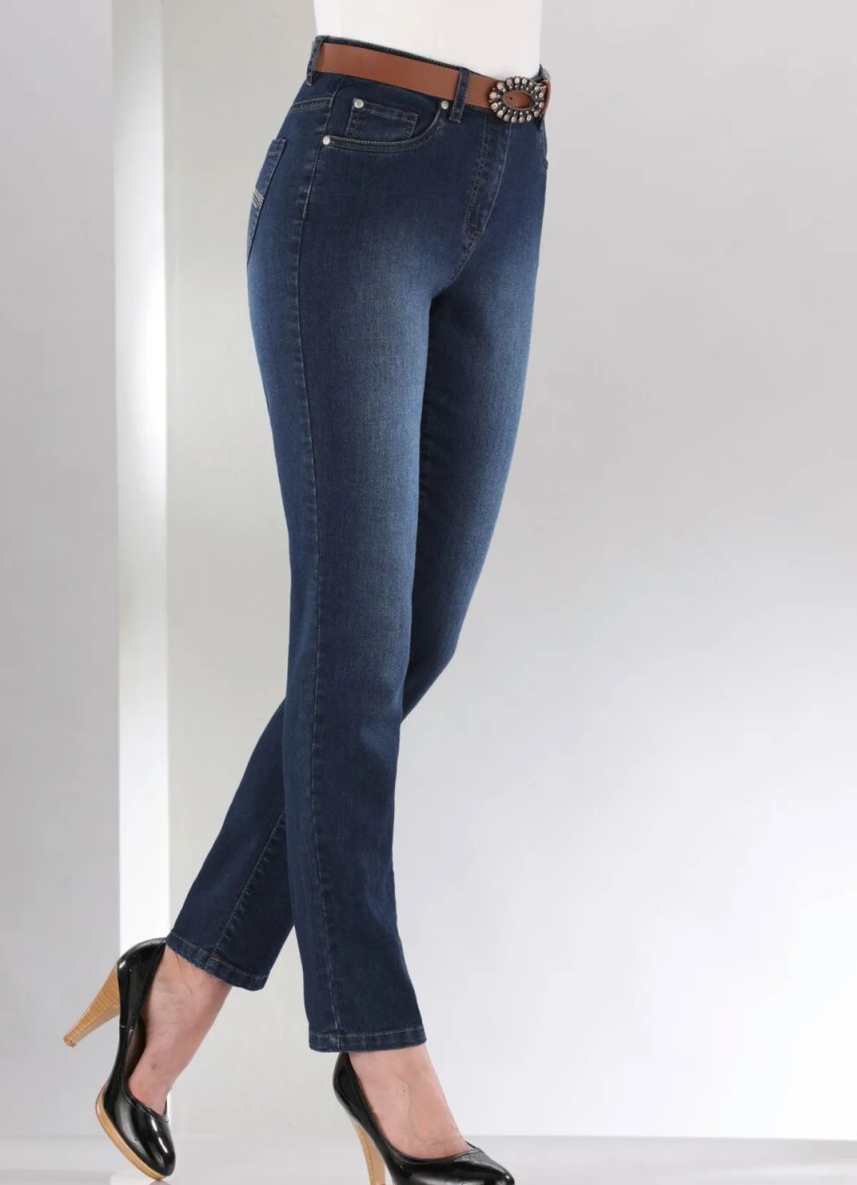 Discount BADER Jeans mit schönen Stickereien und funkelnden Strassteinen DUNKELBLAU