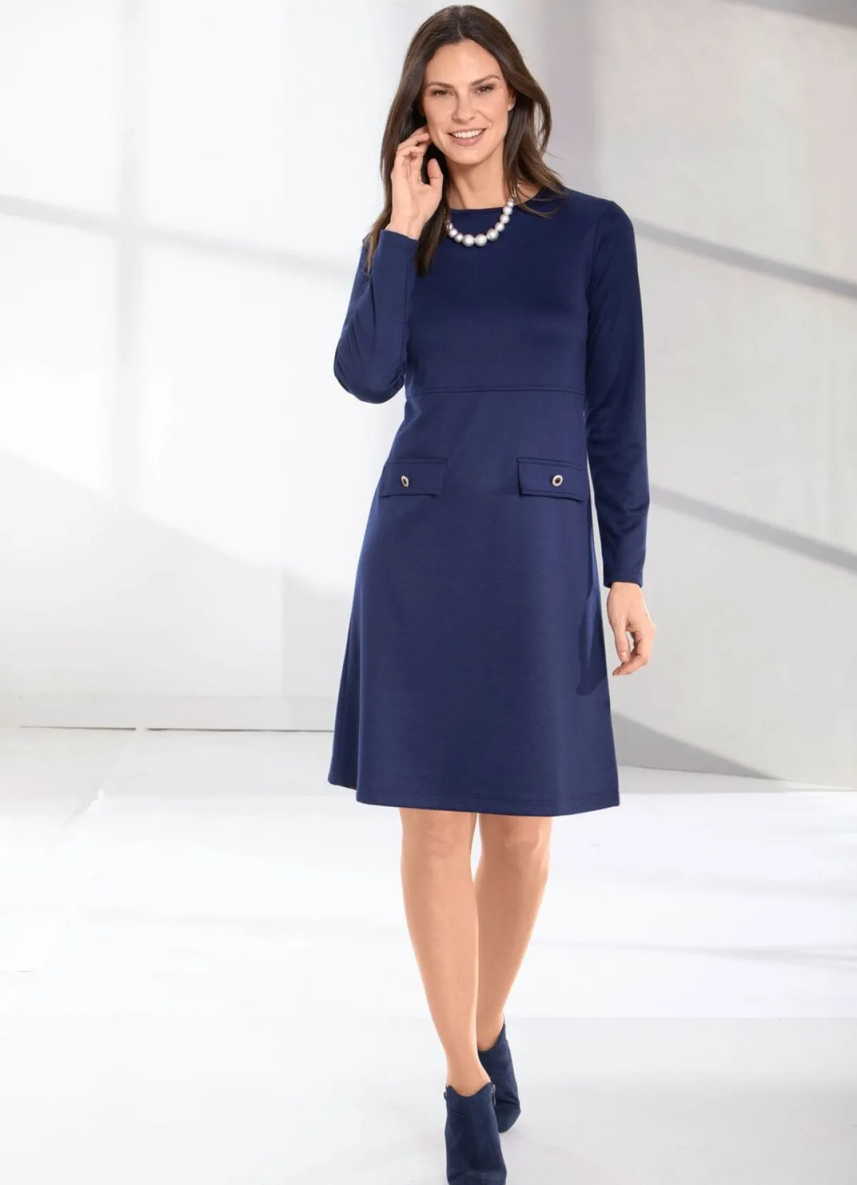 Best BADER Kleid mit glänzendem Schmuckknopf MARINE