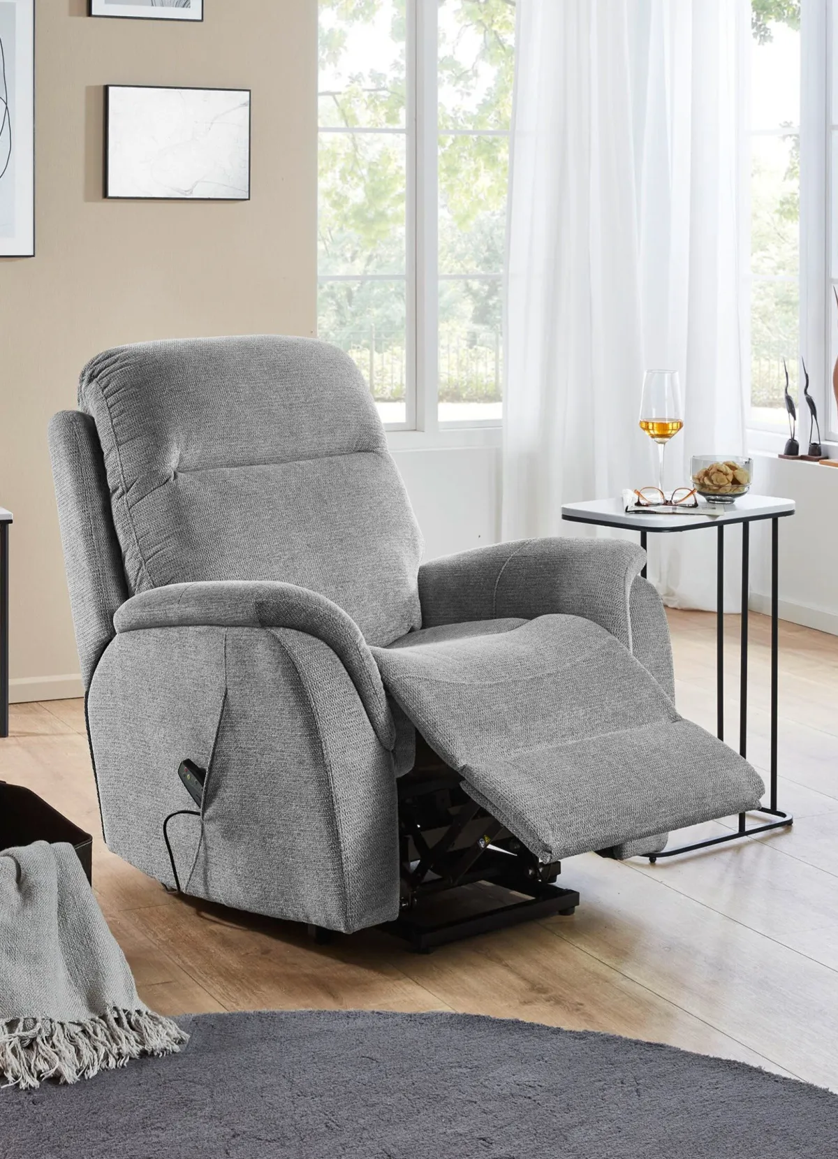 Clearance BADER Komfortabler Massagesessel mit Aufstehhilfe grau