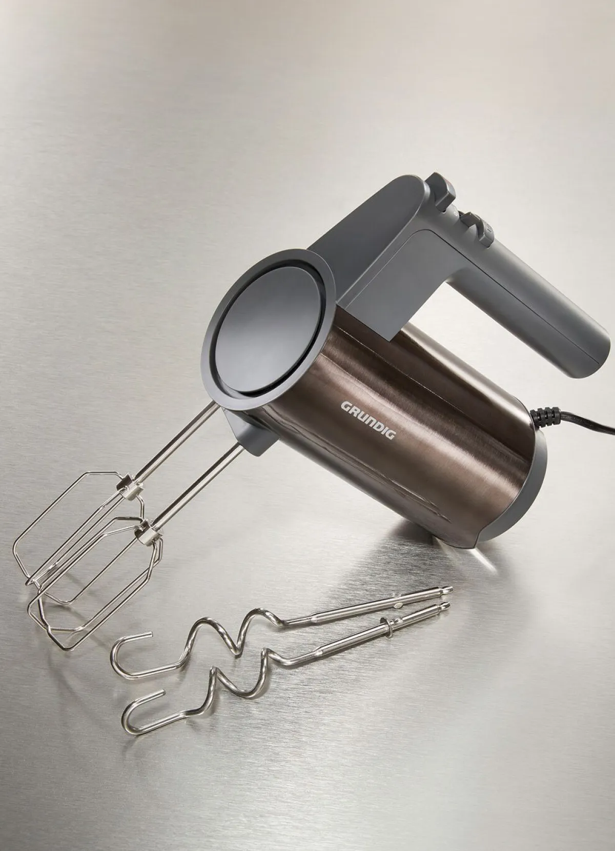 Clearance GRUNDIG Leistungsstarker Handmixer SCHWARZ