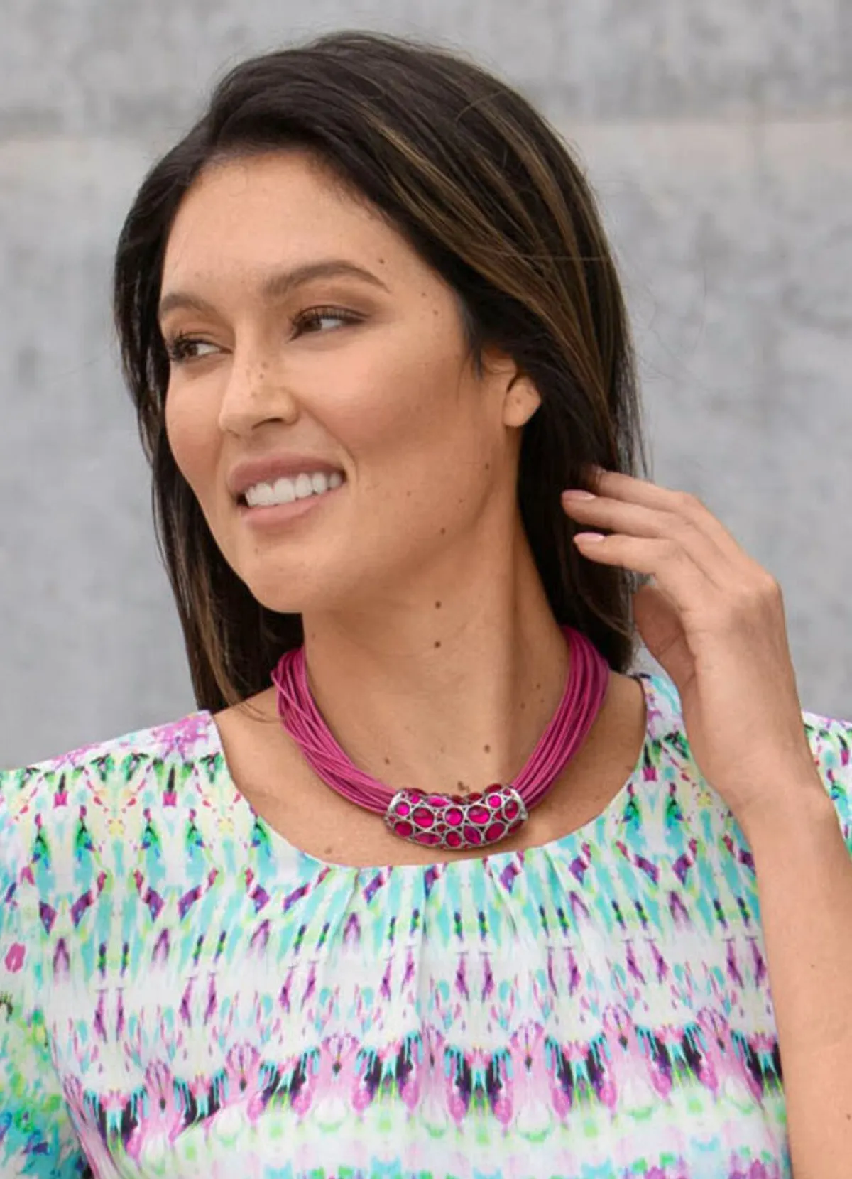 Sale BADER Mehrreihige, farbene Halskette PINK