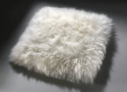 Discount BADER Merino-Lammfell-Sitzauflage in Tierform NATURWEISS