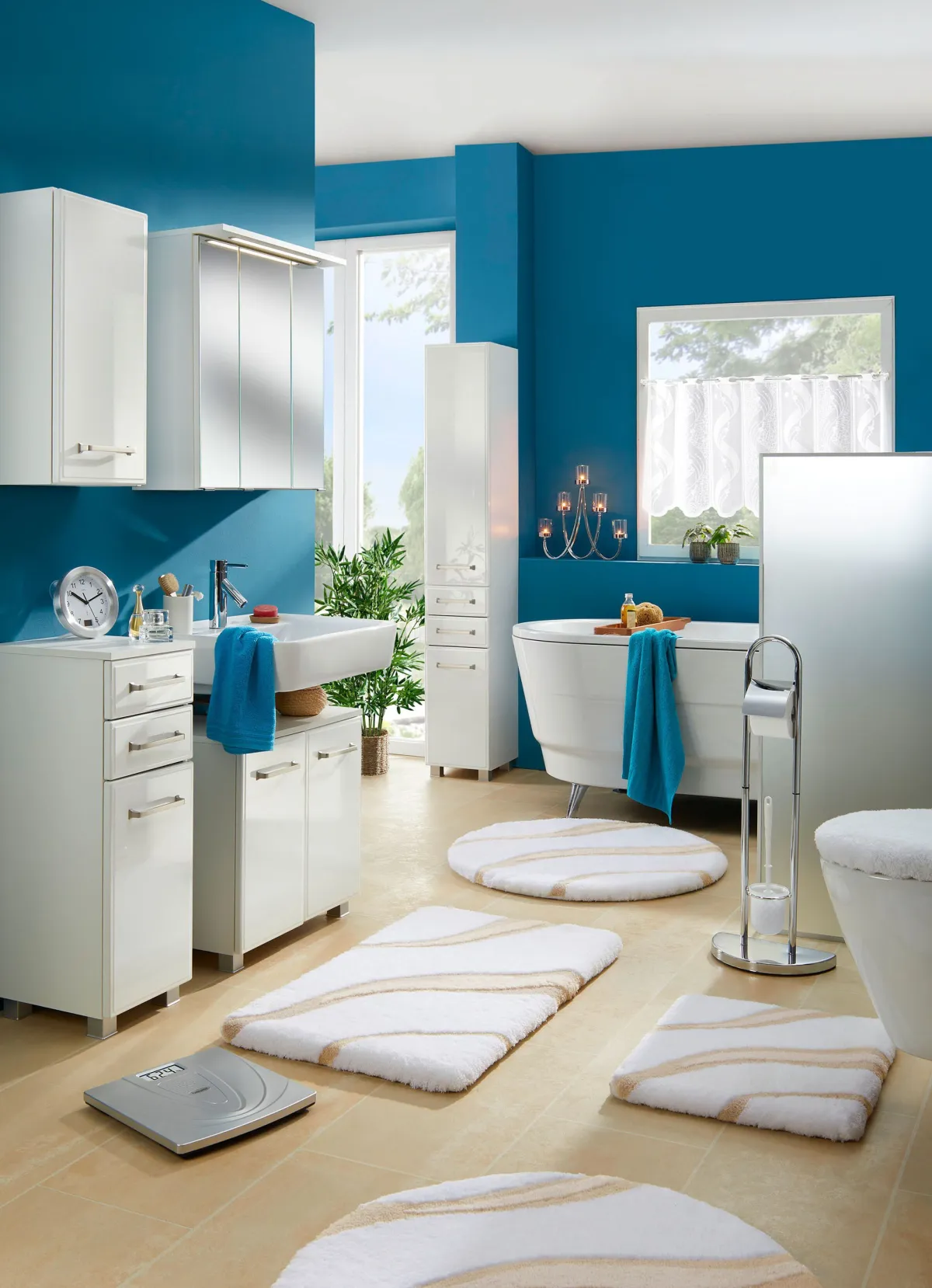 Hot KLEINE WOLKE Moderne Badgarnitur von WEISS-CREME