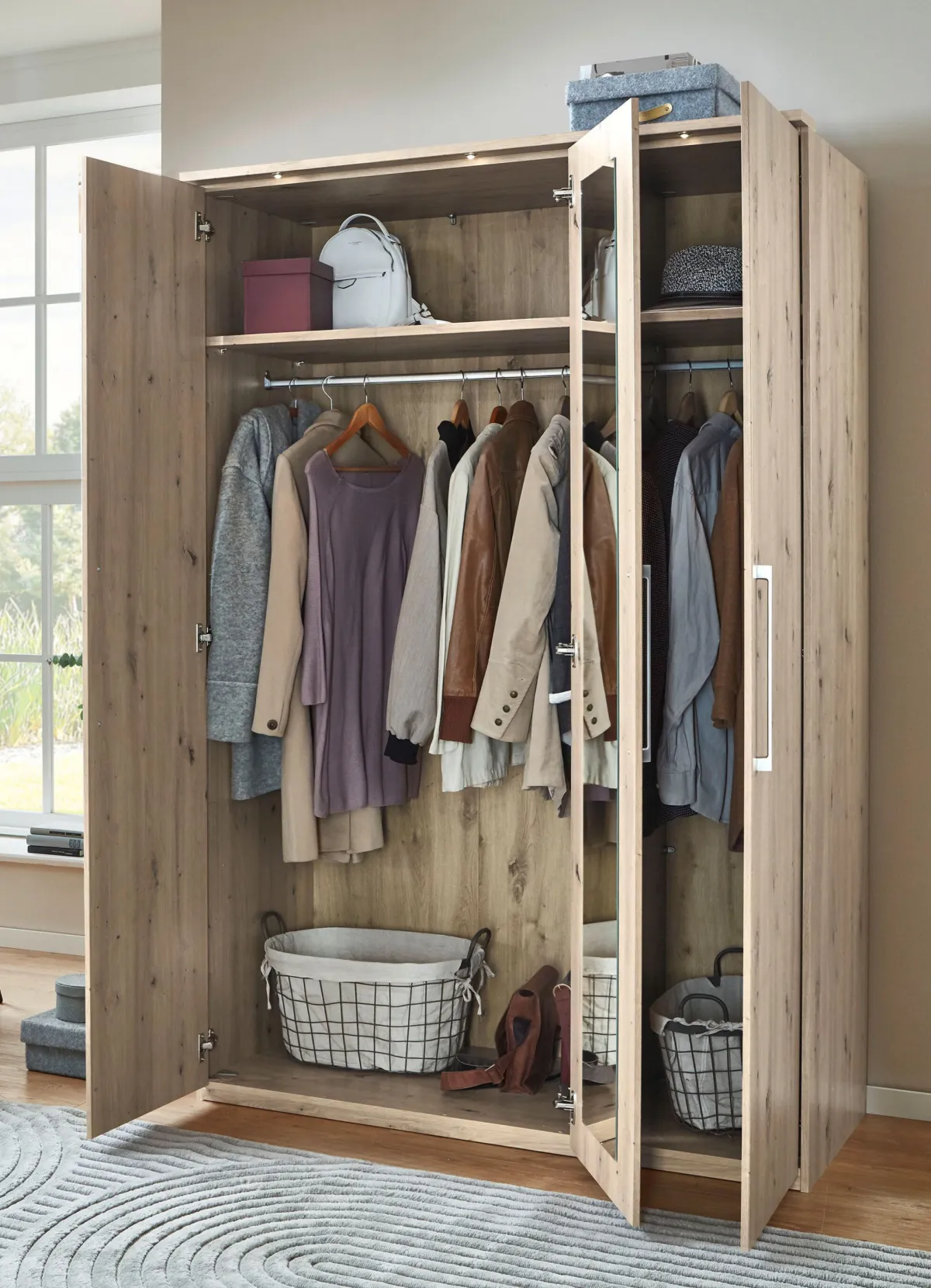 Clearance BADER Moderne Kleiderschrank aus deutscher Herstellung eiche sonoma