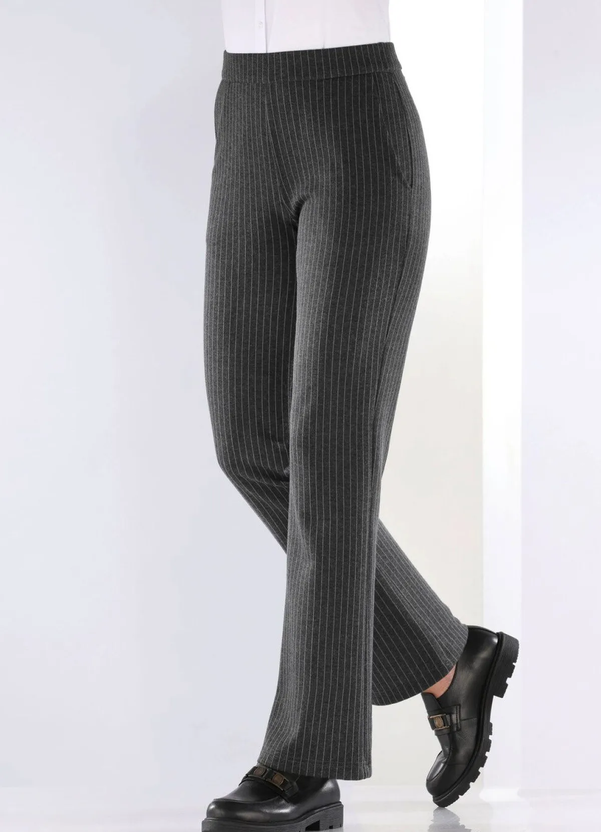 KLAUS MODELLE MADE IN GERMANY Nadelstreifenhose in modischer Weite ANTHRAZIT-HELLGRAU