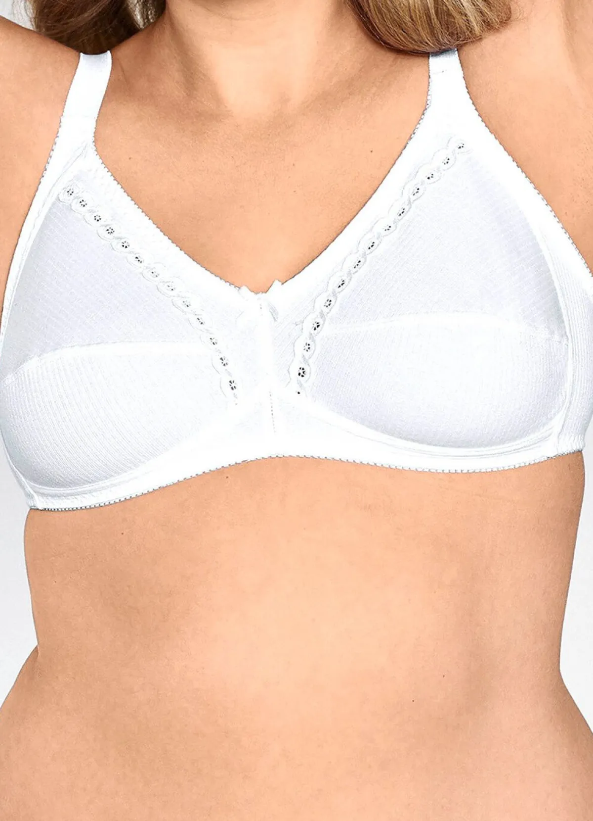 Hot NATURANA Zweierpack BH mit dekorativem Spitzenband in den Cups 2X WEISS