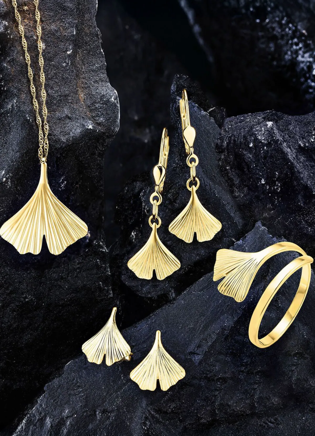 Best BADER Ohrringe im Ginkgoblatt-Design