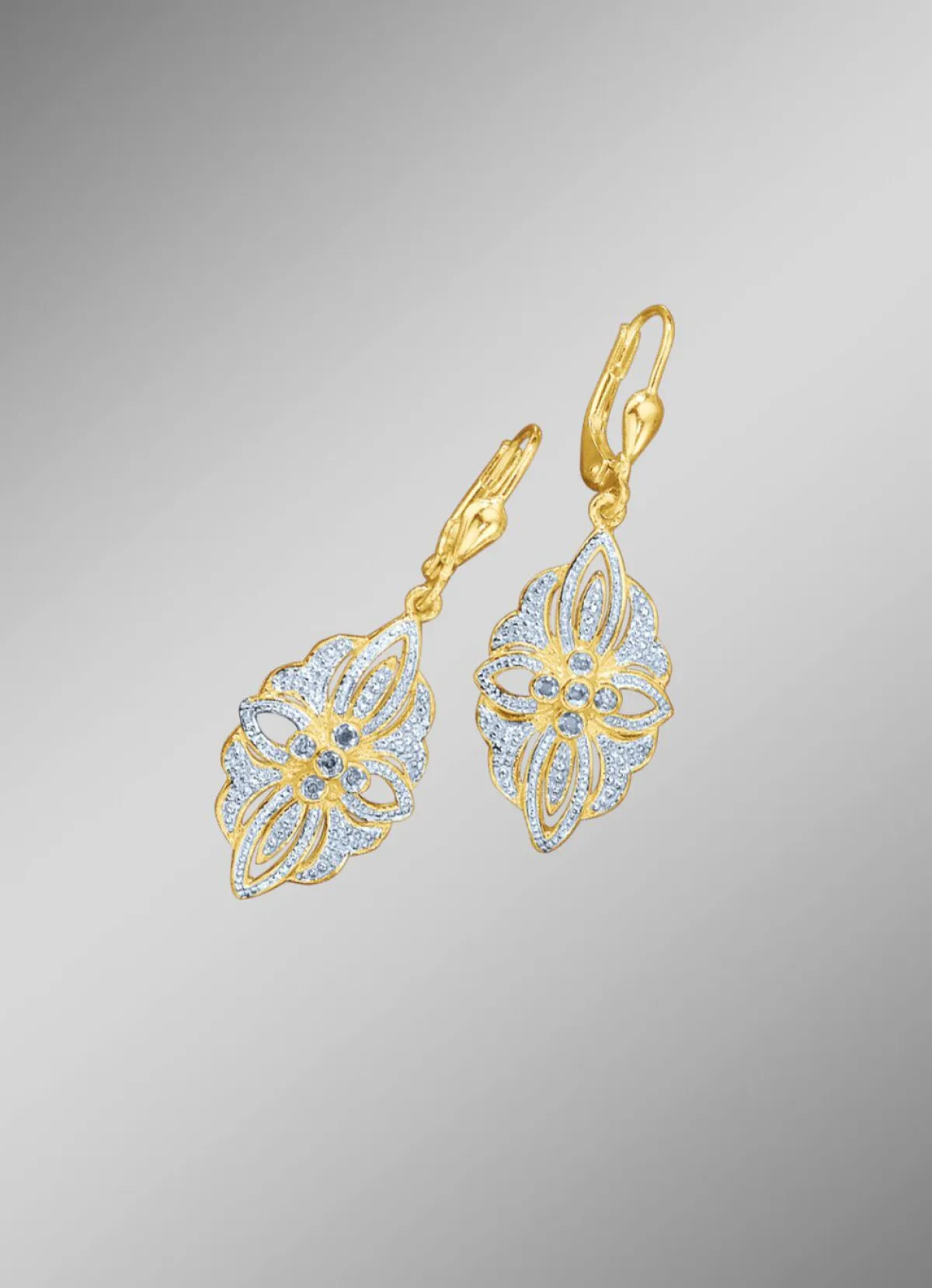 BADER Ohrringe mit Diamanten im Blumendesign