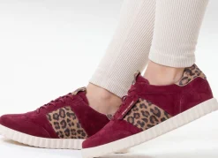 PETER KAISER , trendige Damen-Sneaker, mit herausnehmbarem Fußbett BORDEAUX-BRAUN