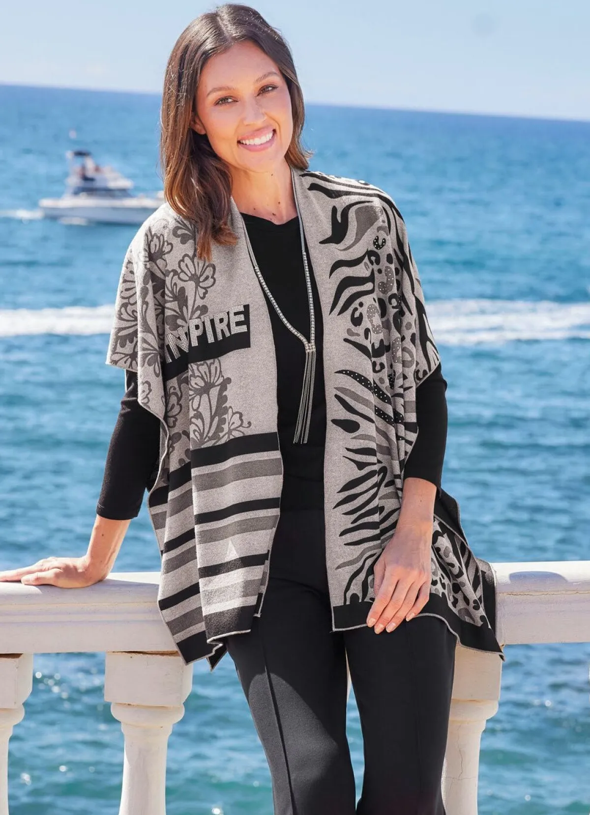 Discount laurakent Poncho mit edlem Jacquard-Dessin BEIGE-SCHWARZ-GRAU