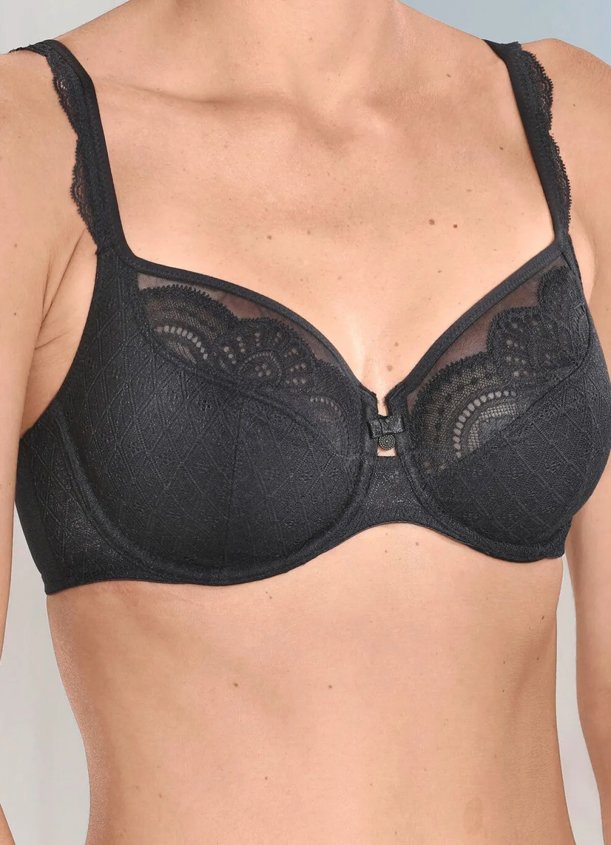 Online ROSA FAIA Bügel-BH mit hübscher Elastikspitze SCHWARZ