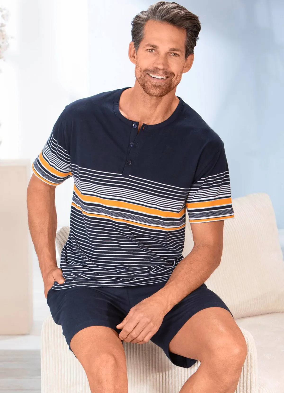 Discount BADER Shorty mit Knopfleiste MARINE-GELB