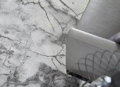 Discount BADER Stilsichere Brücken und Teppiche mit Marmormotiv grau