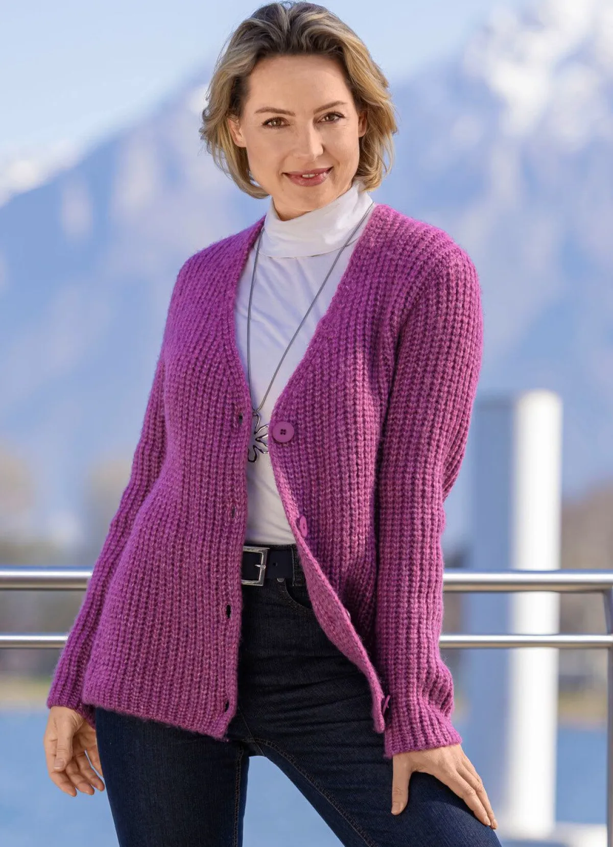 Hot BADER Strickjacke in superflauschigem Grobstrick BEERE MELIERT
