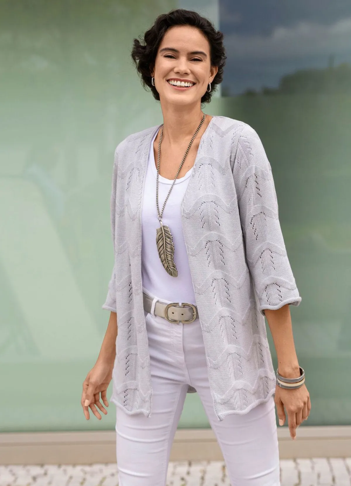 Discount BADER Strickjacke mit Mustermix im Wellendessin HELLGRAU
