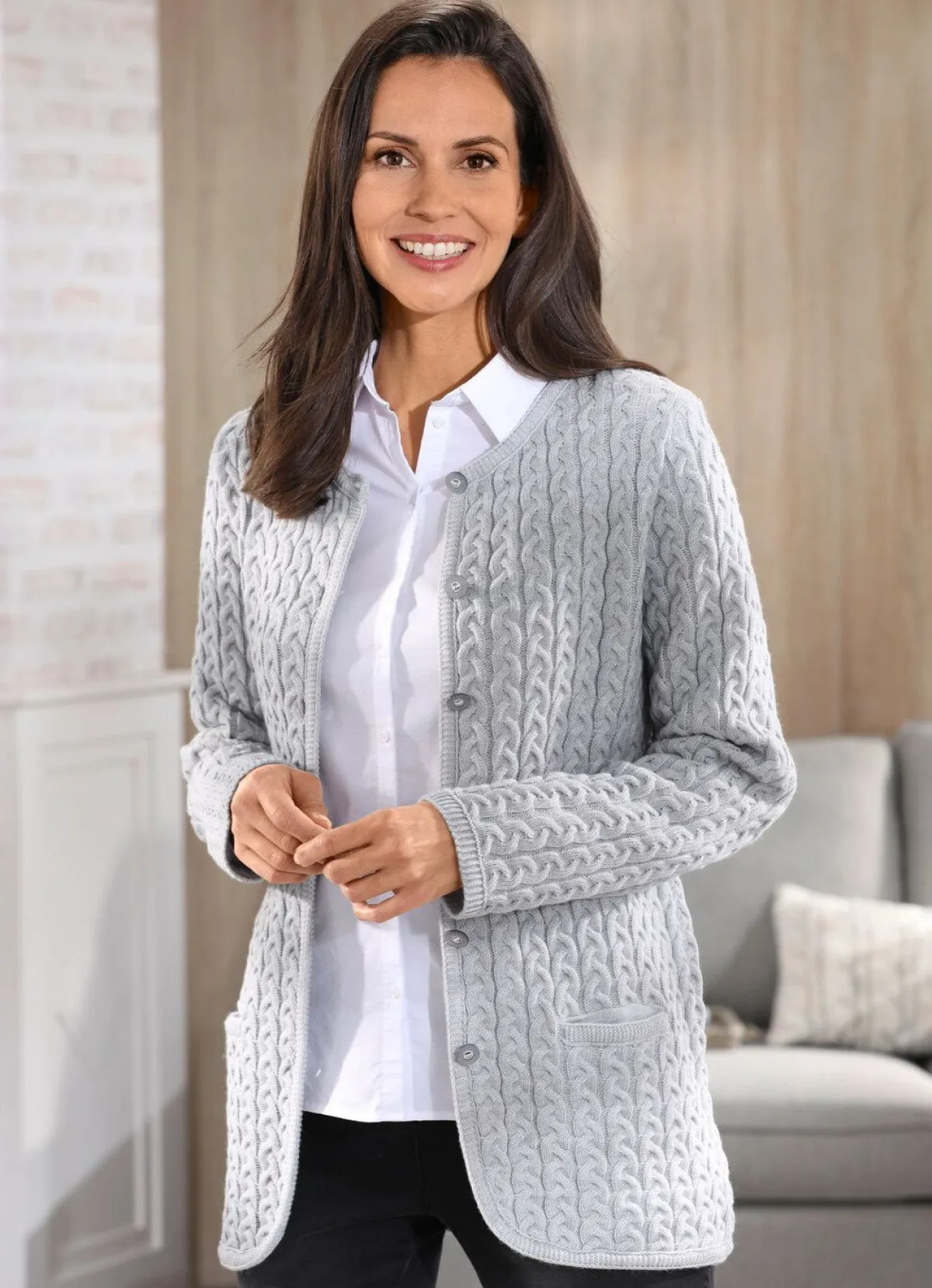 Outlet BADER Strickjacke mit Schurwolle GRAU