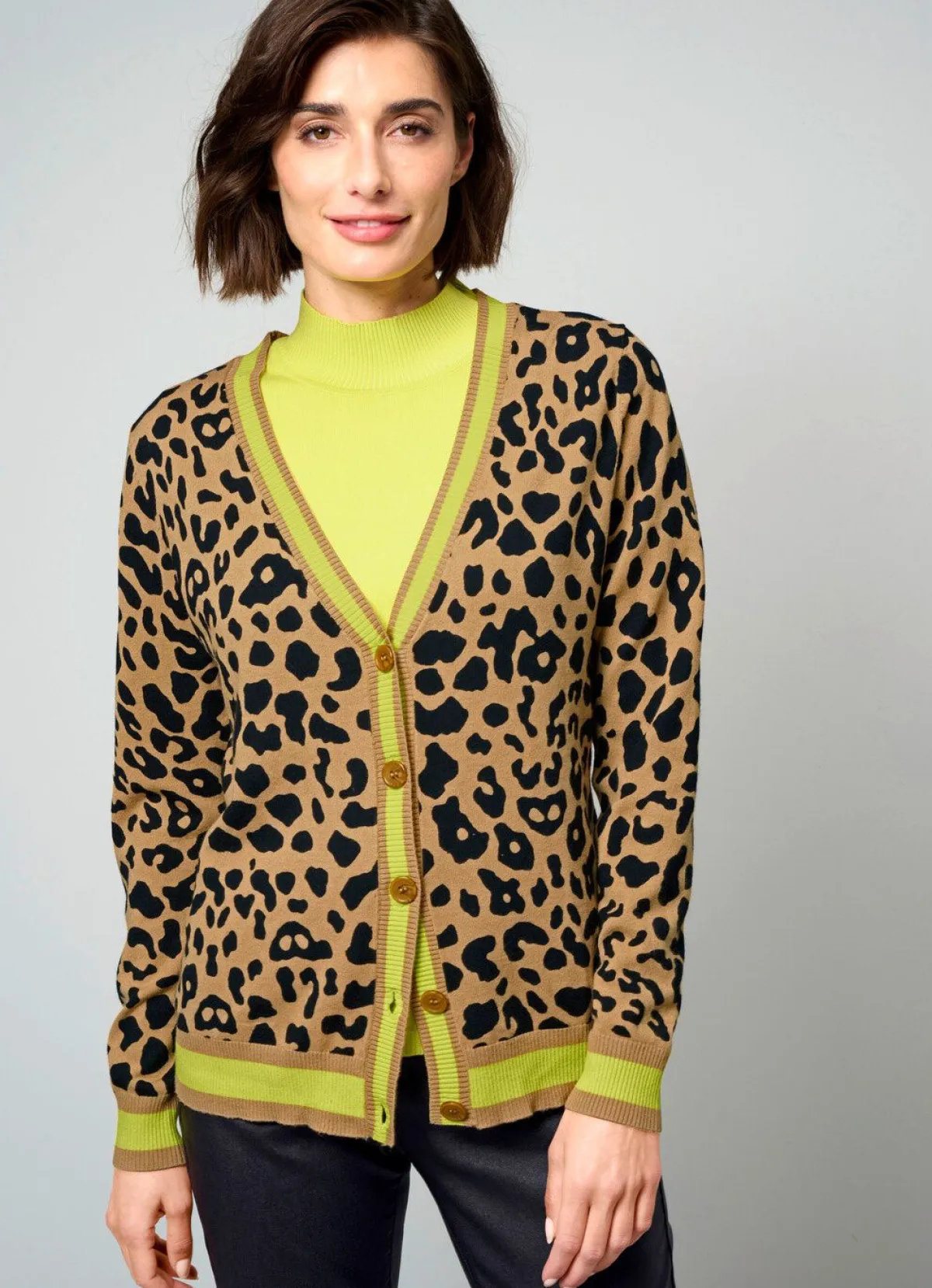 New BADER Strickjacke mit Tierfell-Optik CAMEL-SCHWARZ-LIMETTE