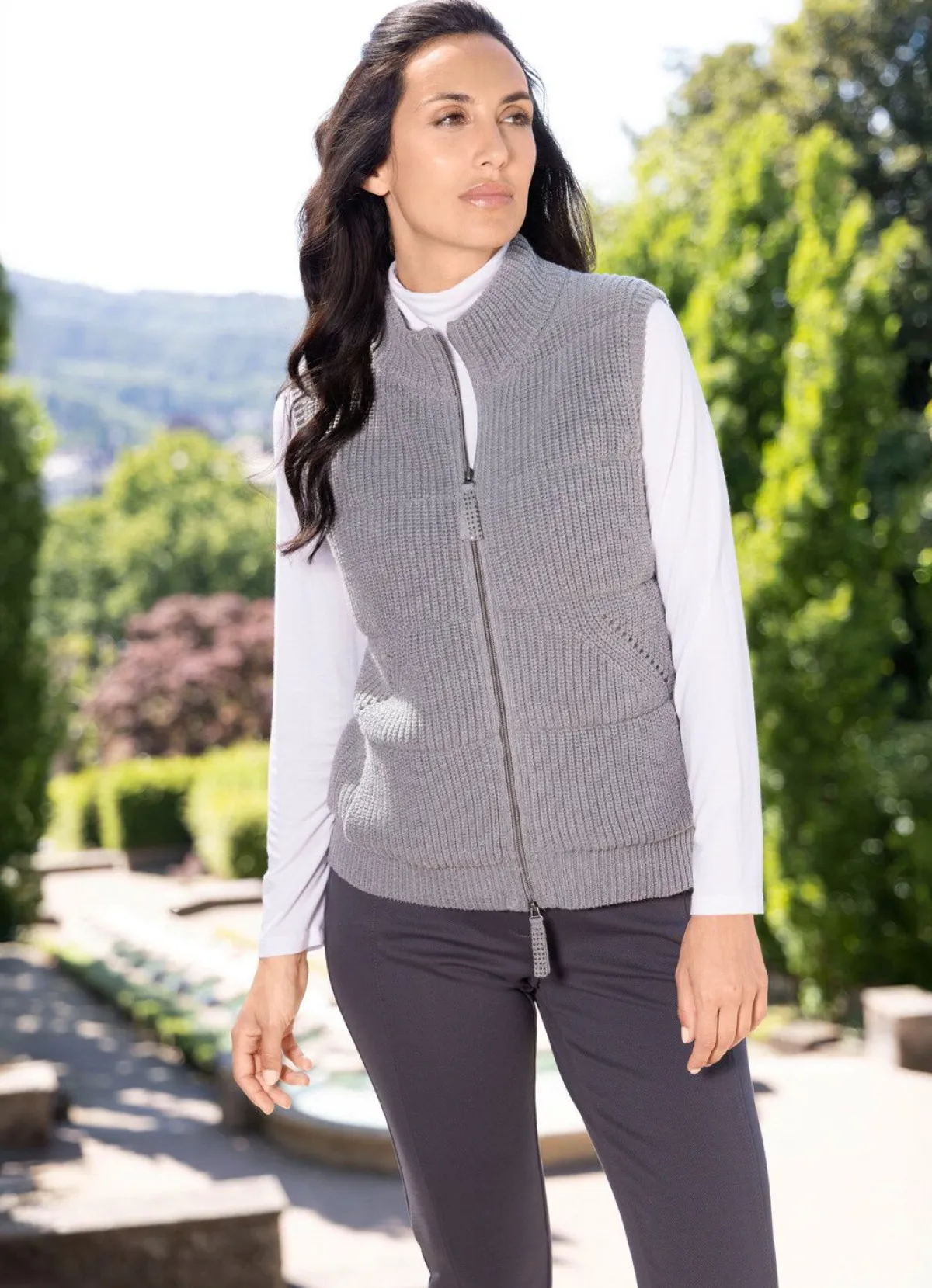 New RABE Strickweste mit Stehkragen GRAU