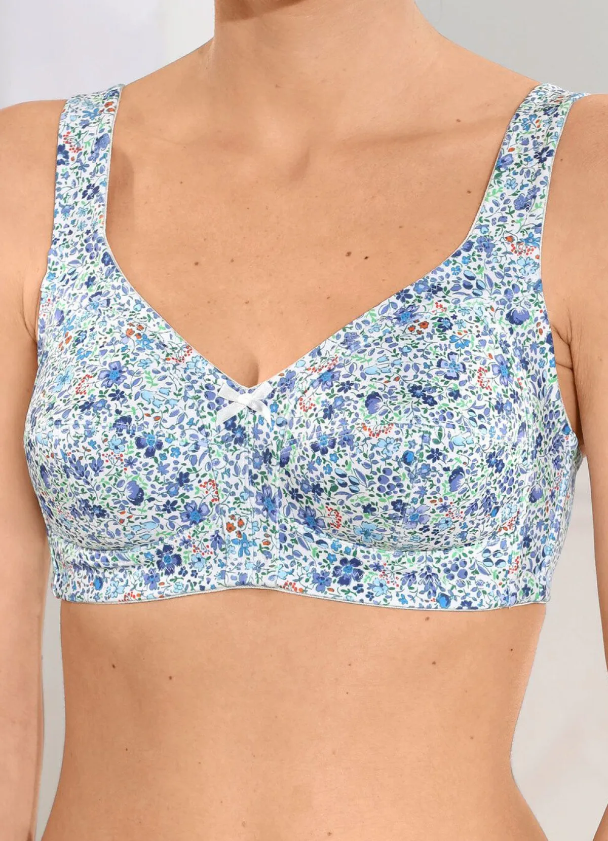 Best SUSA BH mit verstärktem Rückteil WEISS-BLAU-BUNT