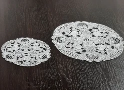 New PLAUENER SPITZE Tisch- und Raumdekoration aus echter WEISS