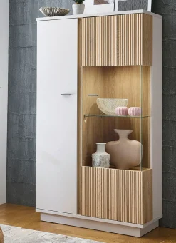 New BADER Tolle Vitrine mit LED-Beleuchtung KASCHMIR-EICHE CREMONA
