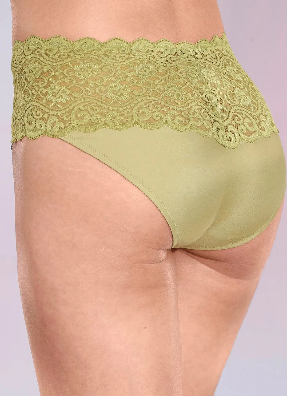 Hot BADER Triumph-Amourette Slip mit hübscher Elastikspitze PISTAZIE