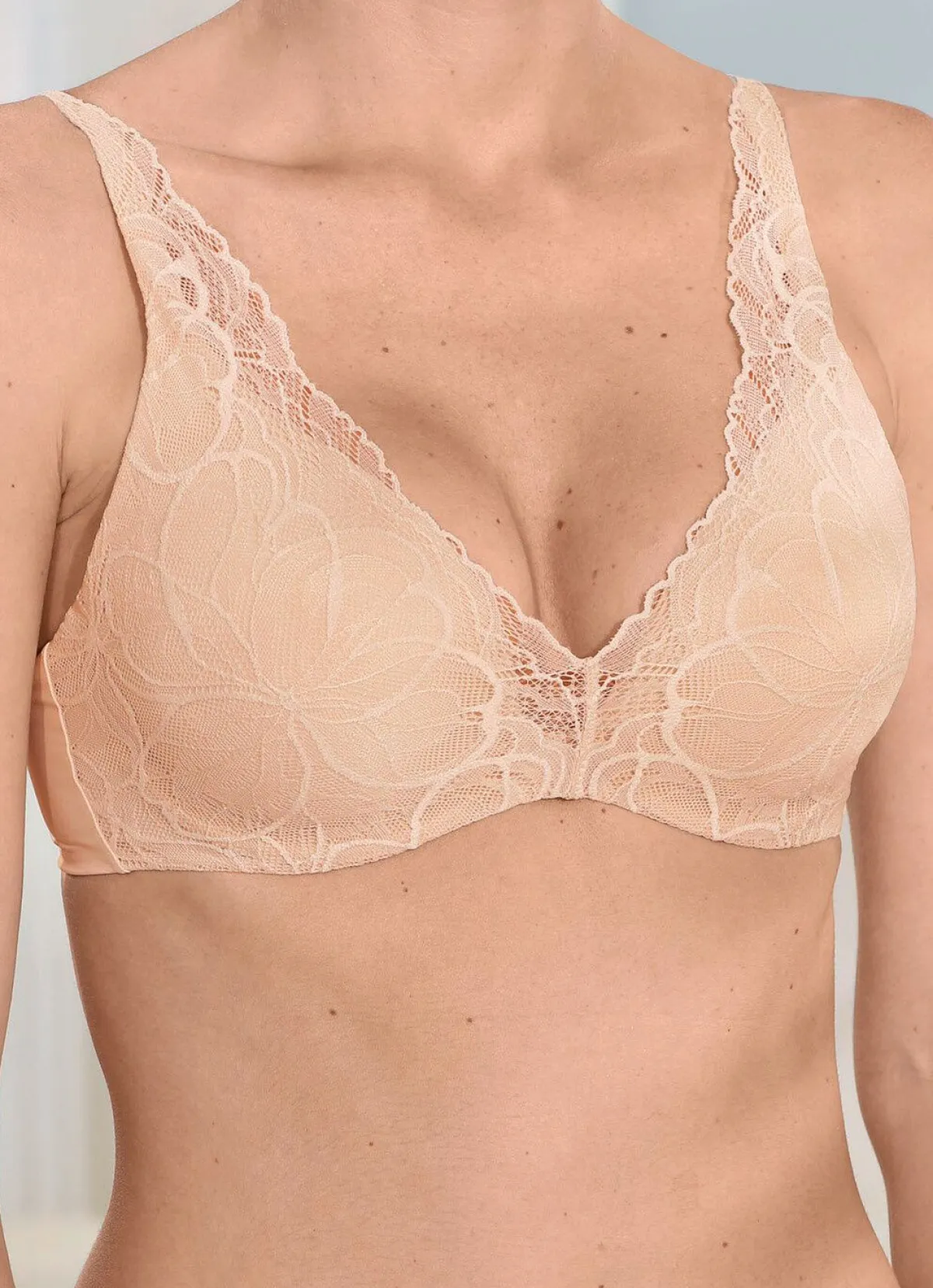 Sale TRIUMPH Body Make-Up Illusion Lace BH mit flexiblen Komfortbügeln PUDER