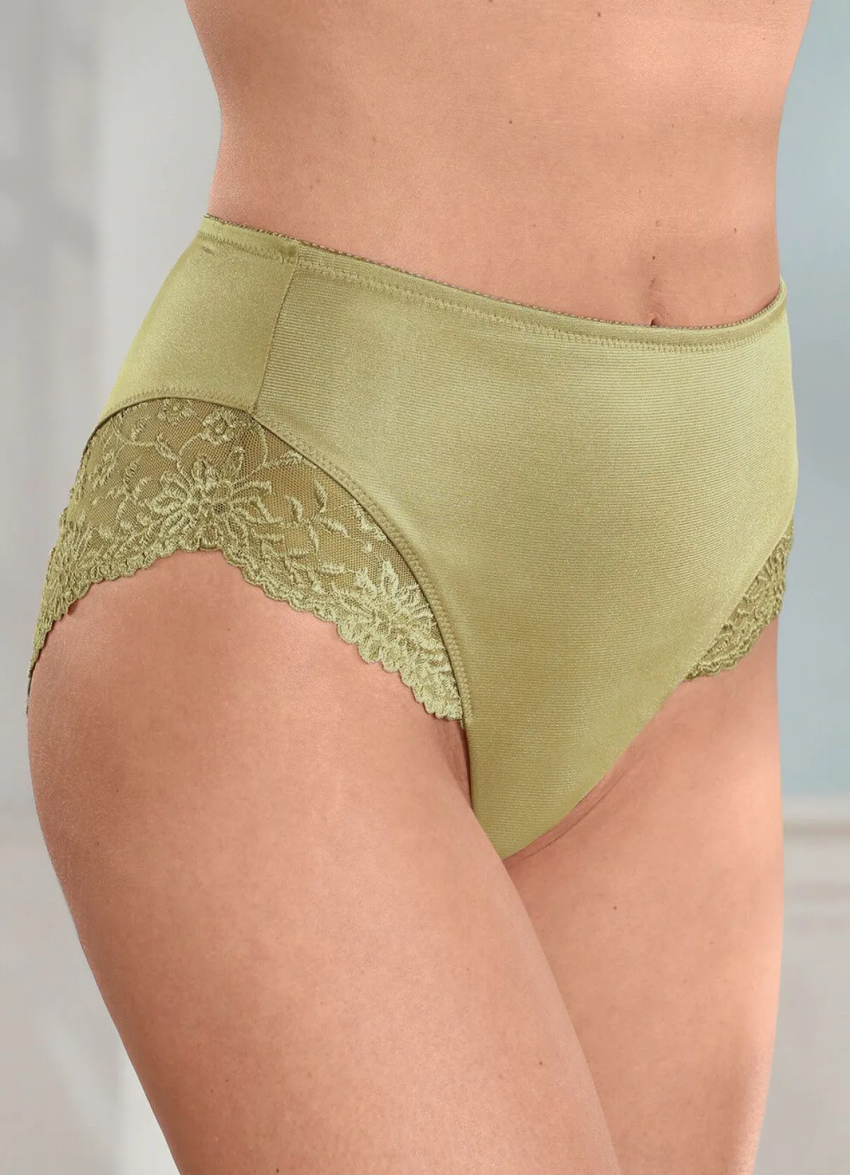 Best BADER Triumph-Ladyform Soft Miederslip PISTAZIE